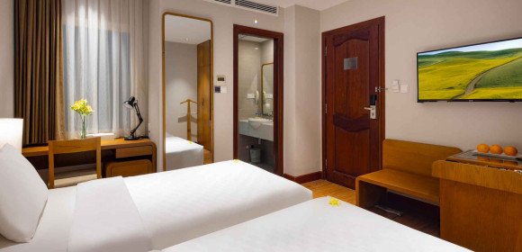 Chic Cozy Room (No View)